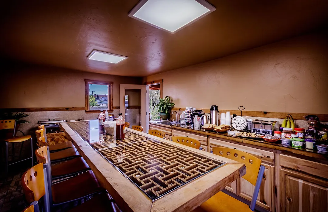 Stone Lizard Lodge-1