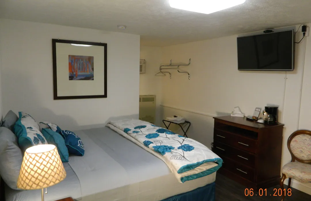 Lake Land Inn-1