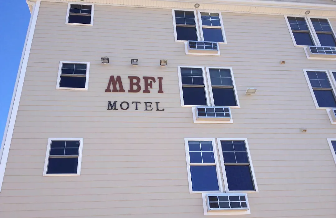 Misquamicut Beach Front Inn-1