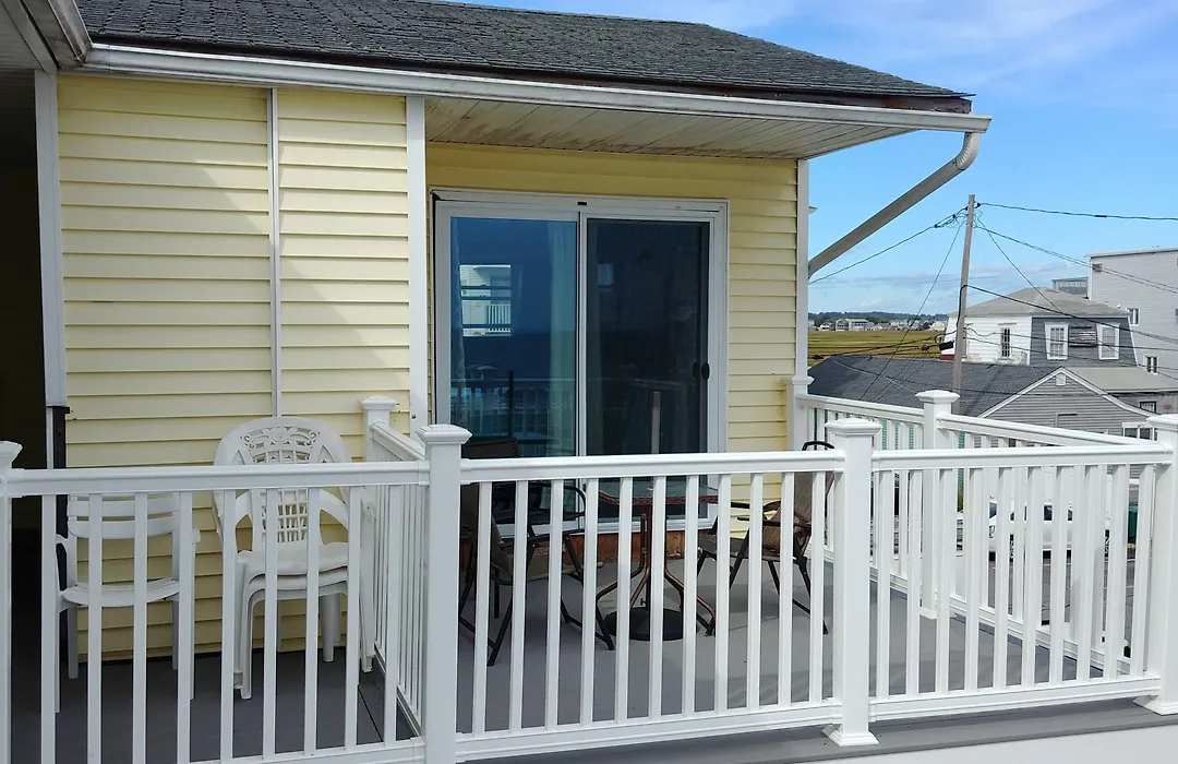 Breakers By The Sea-1