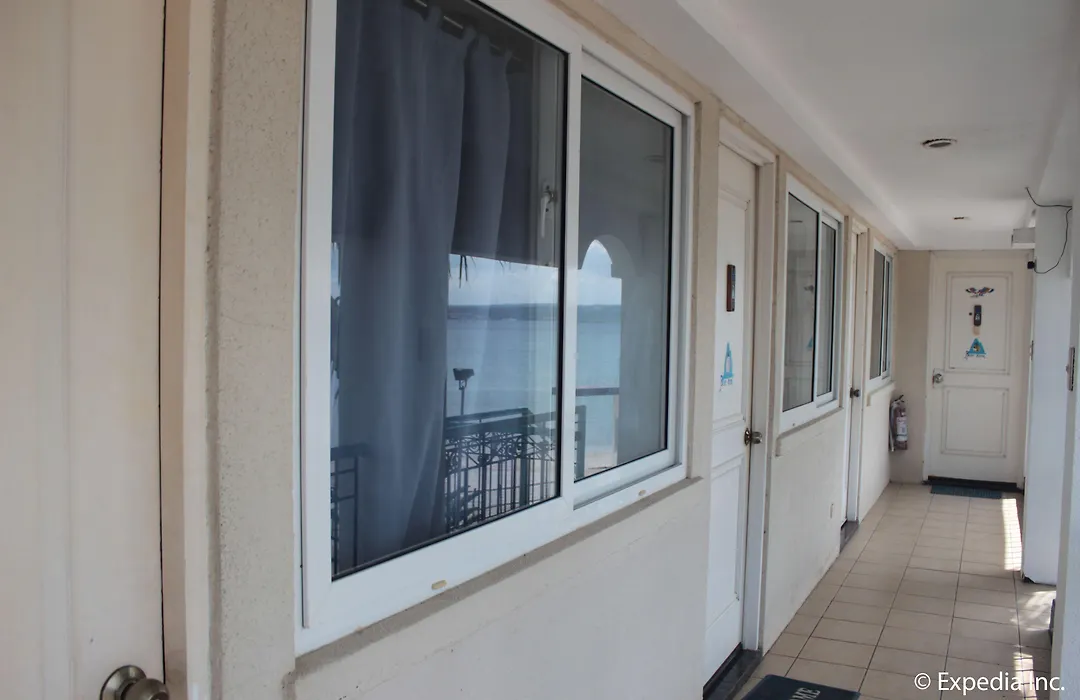Blue Rock Resort And Dive Centre-1
