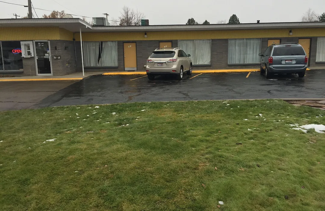 Hilander Motel-1