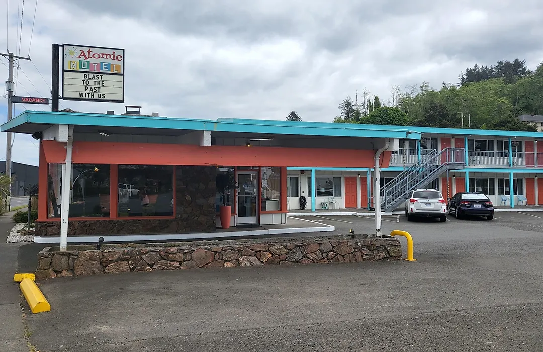 Atomic Motel-1