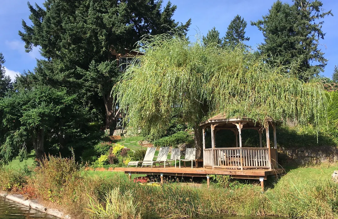 Cottage Lake Bed And Breakfast-1