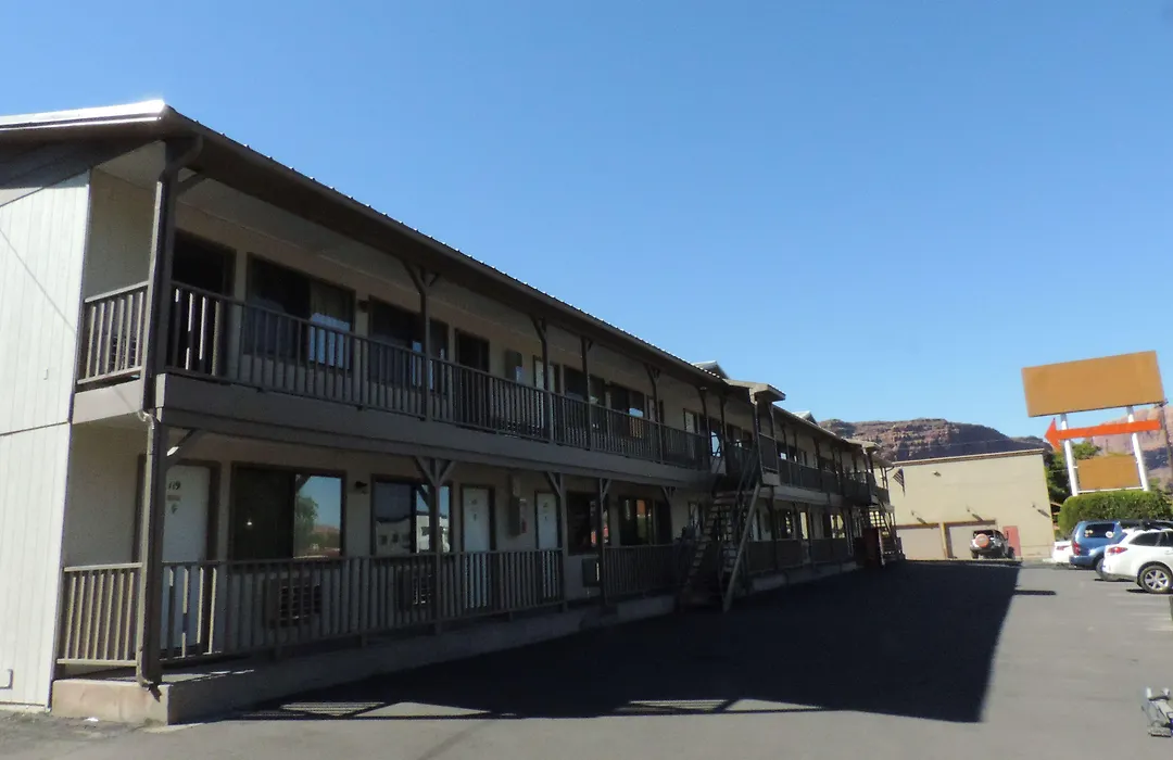 The Virginian Inn Moab Downtown-1