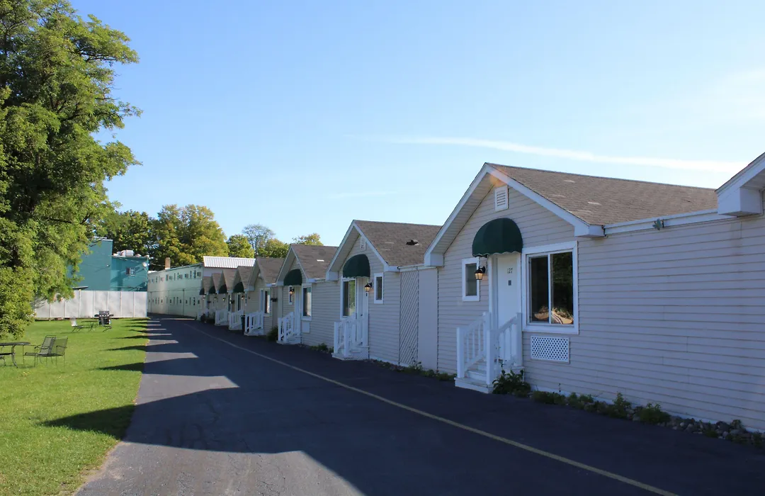 Lockview Motel-1