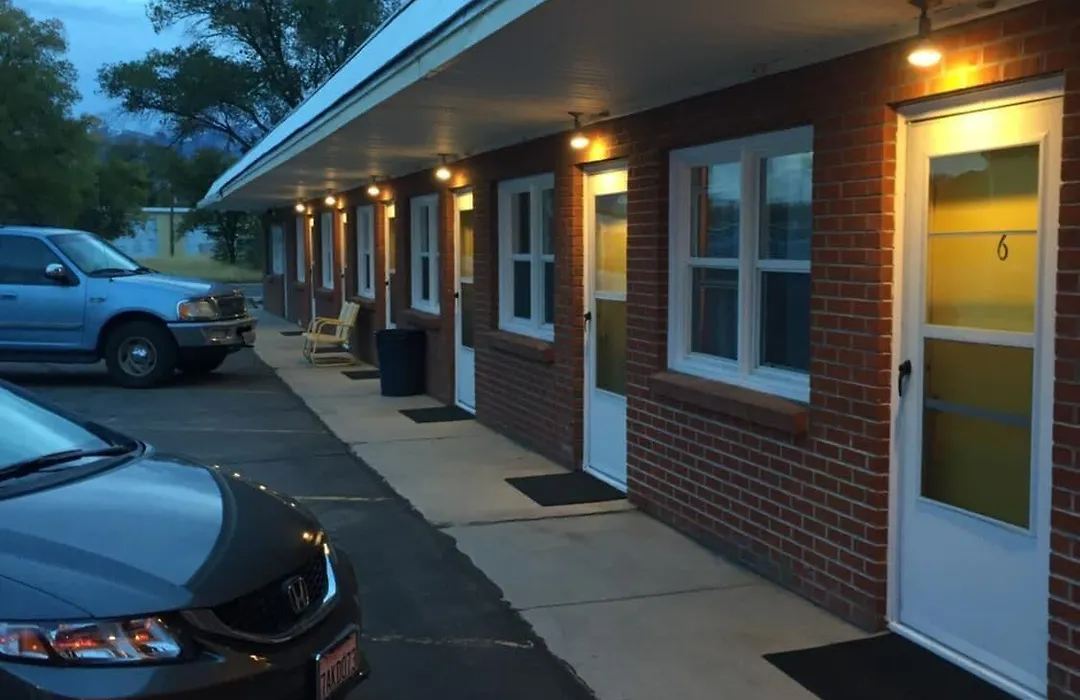 Sharon Motel-1