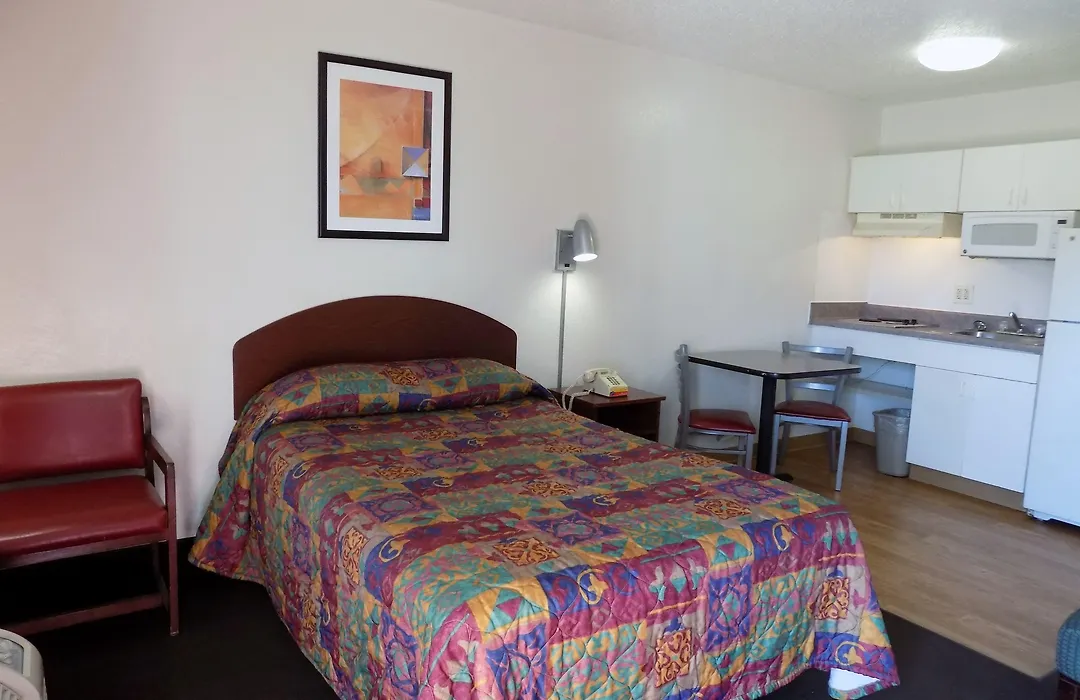 Intown Suites Extended Stay Austin Tx - North Lamar-1