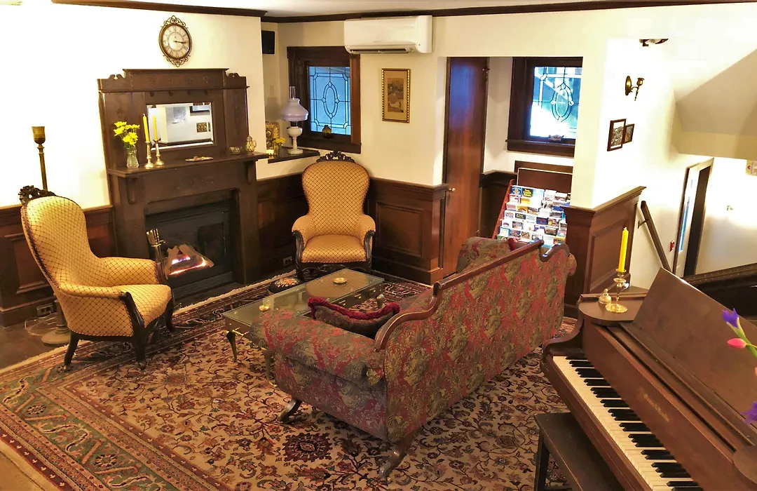 Ivy Manor Inn Village Center-1