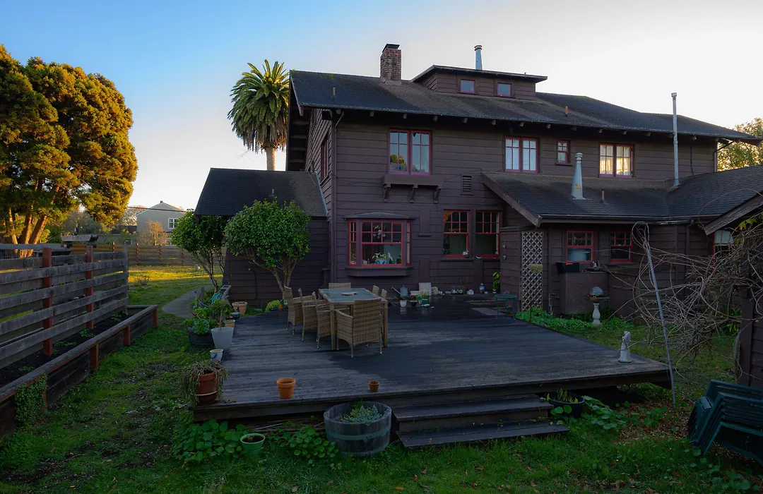 The Captains Quarters-1