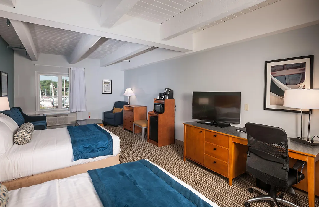 Rockland Harbor Hotel-1