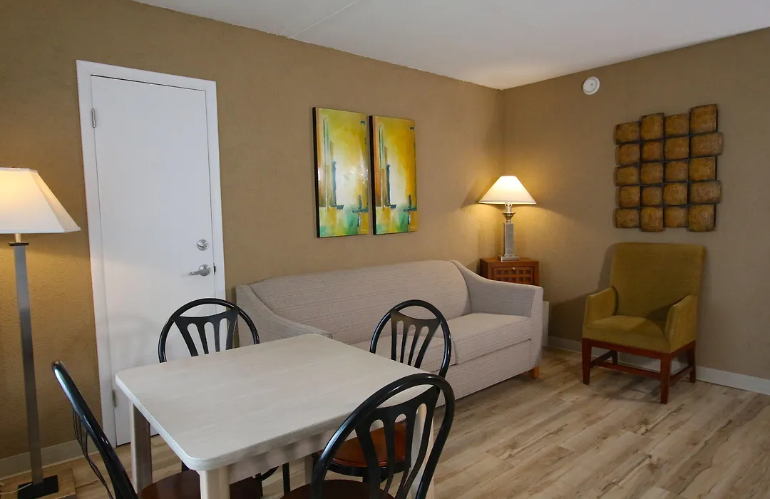 Crusader Oceanfront Resort-1