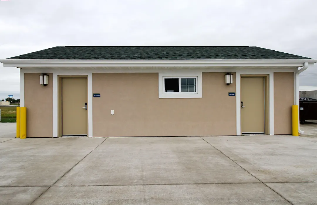 Cobblestone Hotel & Suites - Devils Lake-1