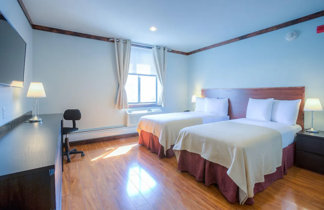 Lic Hotel-1