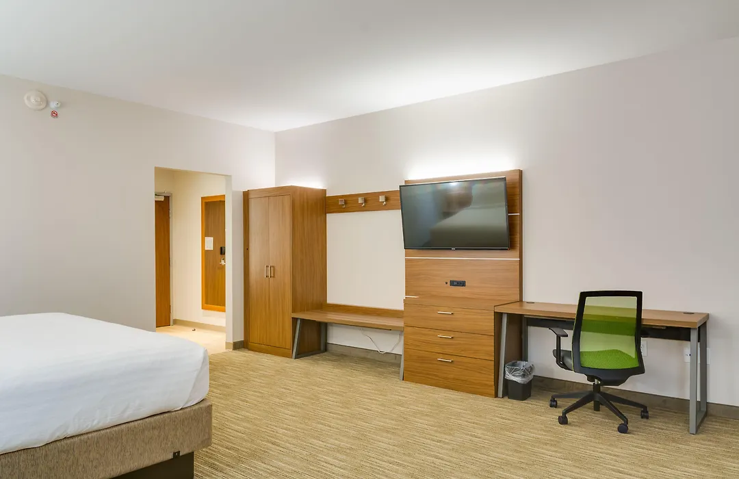 Holiday Inn Express & Suites Russellville By Ihg-1