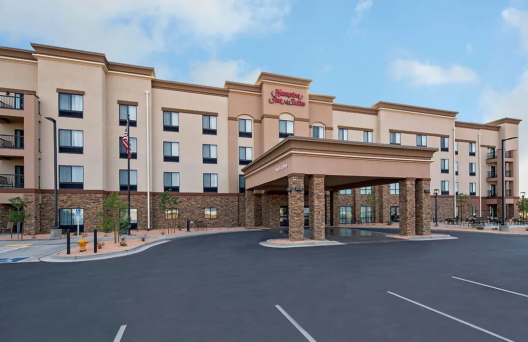 Hampton Inn & Suites Page - Lake Powell-1