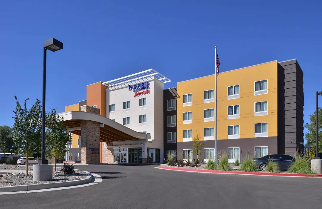 Fairfield Inn & Suites Farmington-1