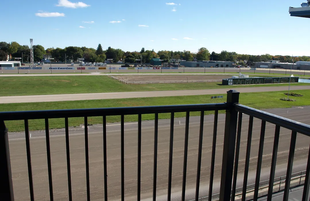 Hotel At Batavia Downs-1