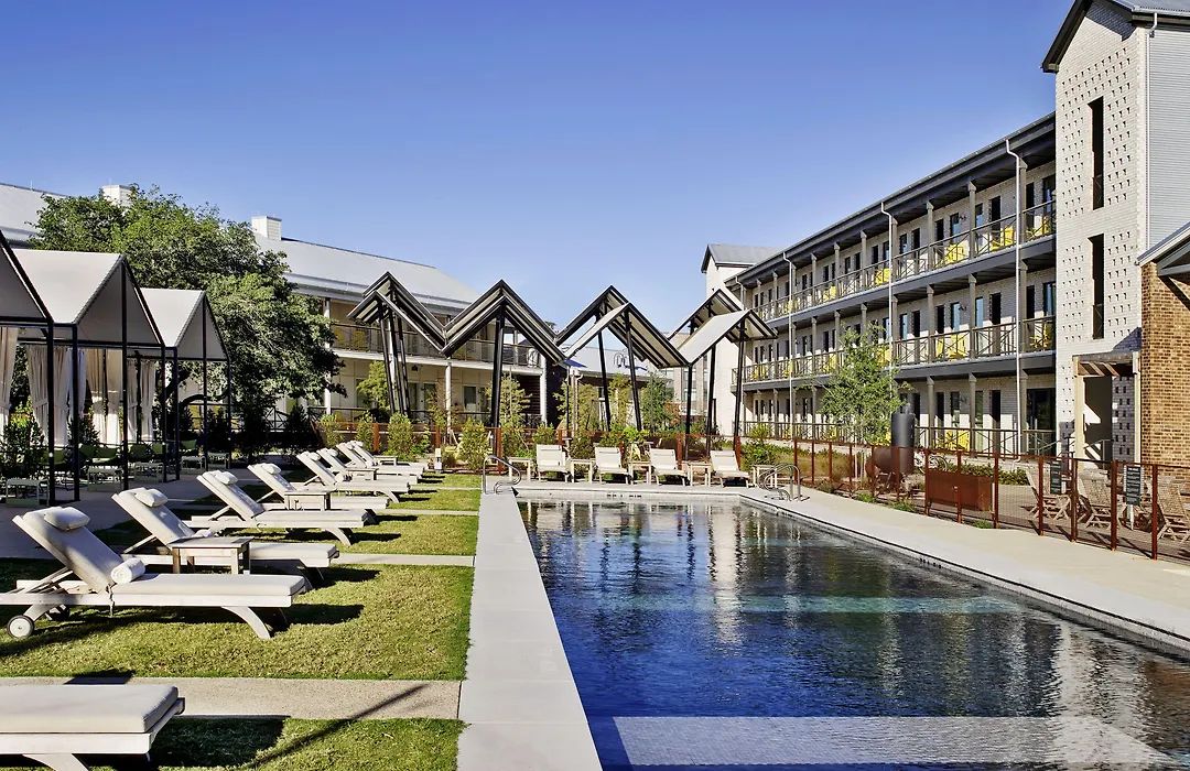 Cavalry Court, By Valencia Hotel Collection-1