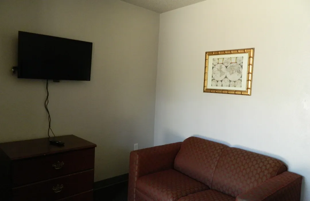Paris Extended Stay Suites-1
