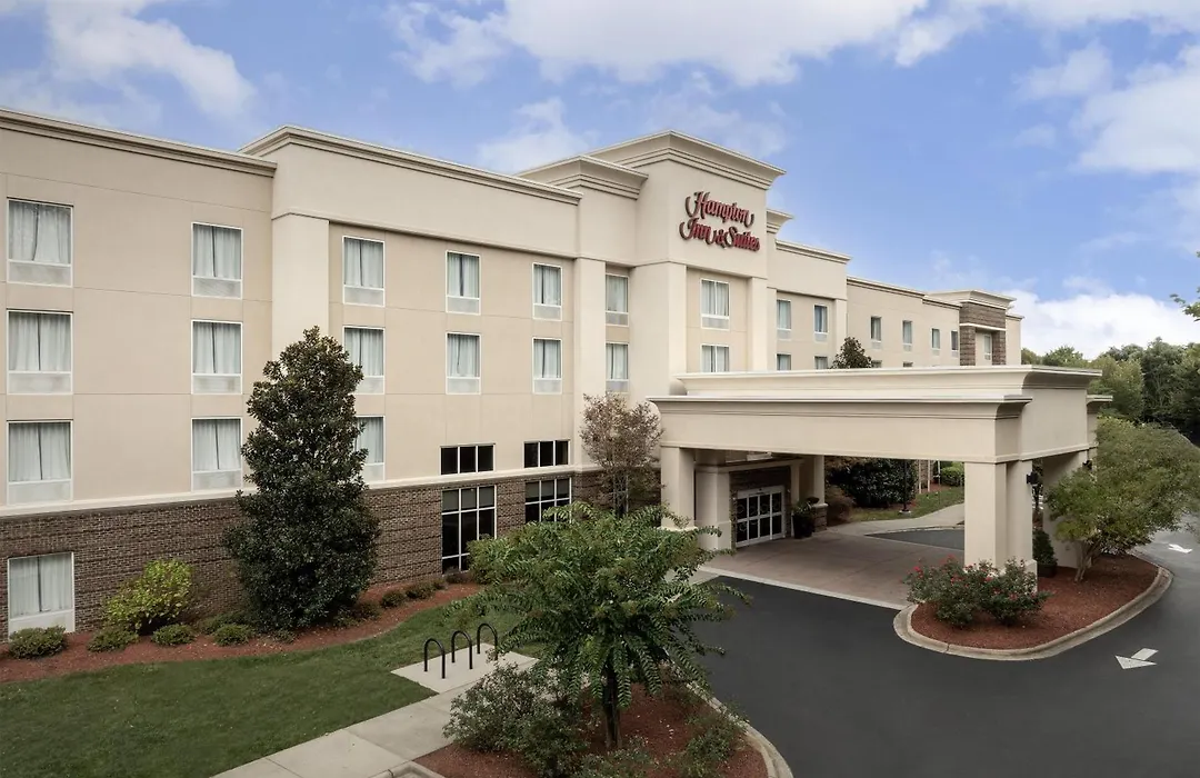 Hampton Inn & Suites Huntersville-1