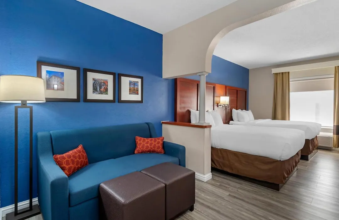 Comfort Suites St Charles-St Louis-1