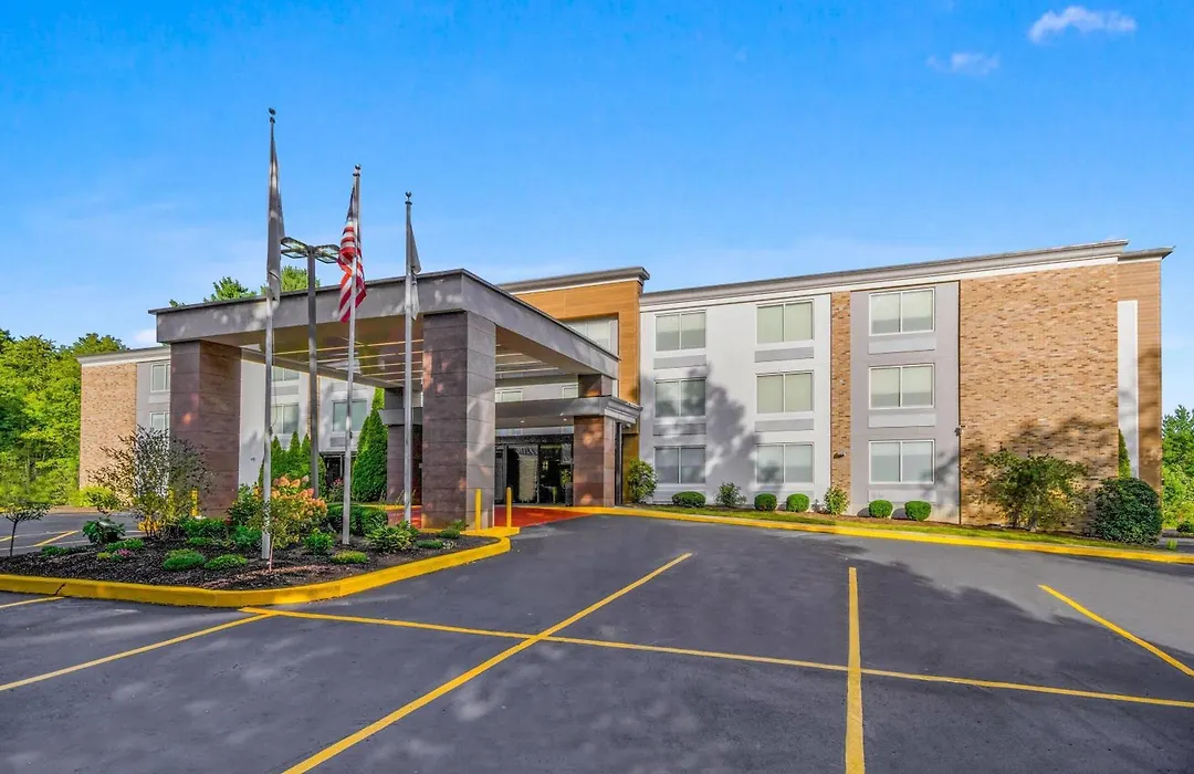 La Quinta By Wyndham Sturbridge-1