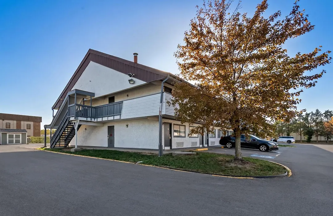 Americas Best Value Inn Kansas City East - Independence-1