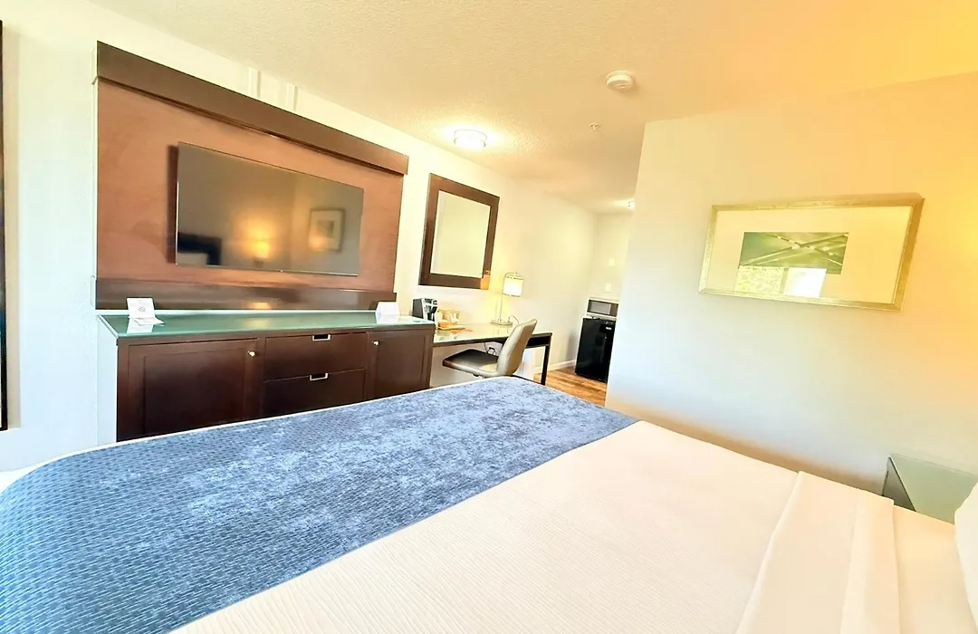Lantern Inn & Suites - Sarasota-1