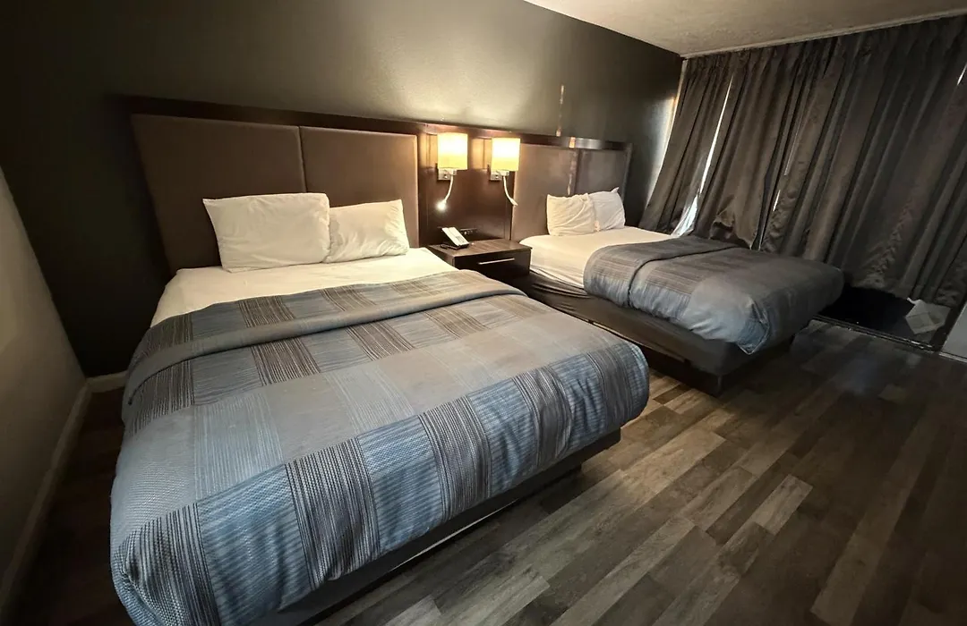 Wilkes-Barre Inn & Suites-1