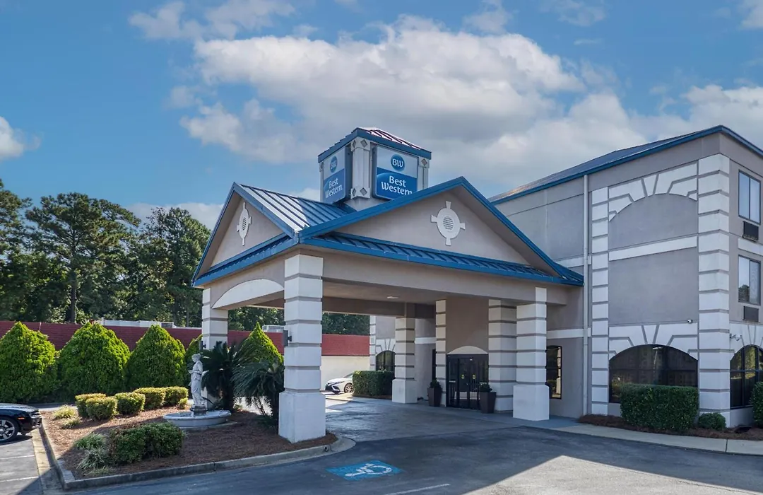 Best Western Executive Inn & Suites-1