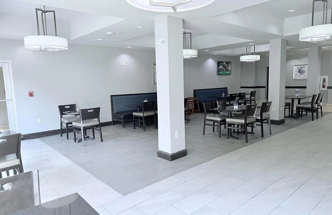 Holiday Inn Express & Suites Bonham By Ihg-1