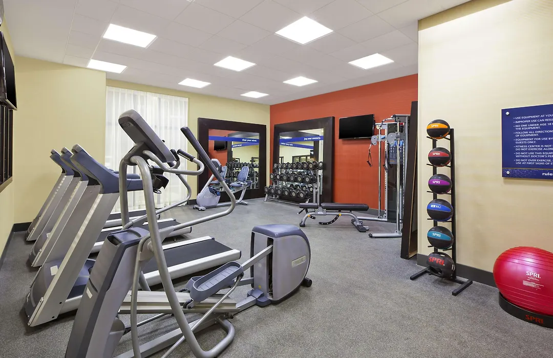 Hampton Inn By Hilton Detroit Dearborn, Mi-1