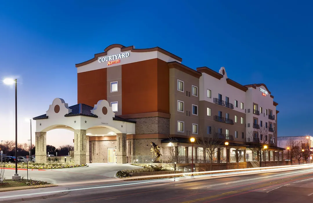 Courtyard By Marriott Fort Worth Historic Stockyards-1