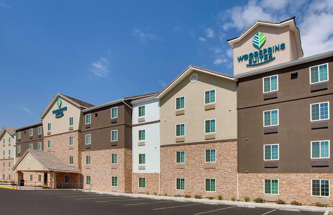 Woodspring Suites Bakersfield East-1