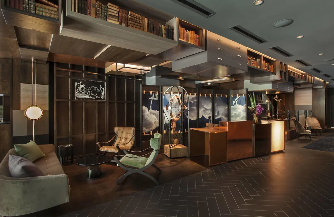Hotel Emc2, Autograph Collection-1