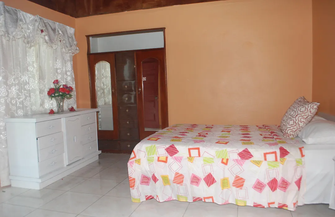 Enchanted Villas Inn-1