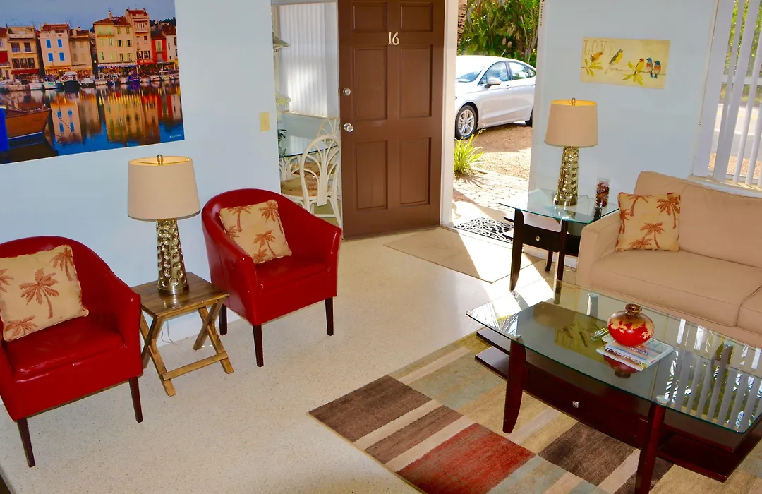Sea Turtle Inn-1