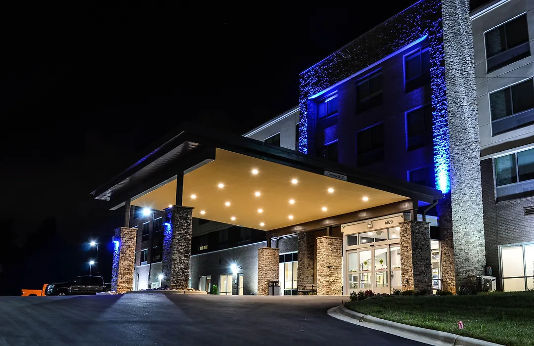 Holiday Inn Express & Suites - Charlotte Ne - University Area By Ihg-1