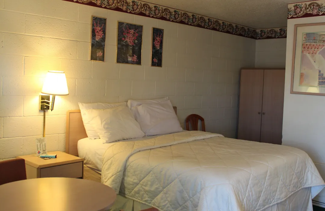 Century 21 Motel-1