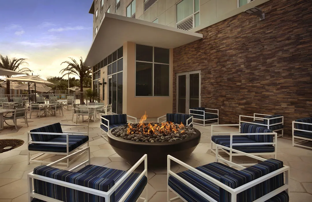 Four Points By Sheraton Miami Airport-1