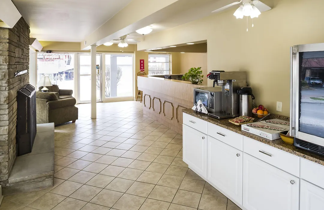 Belle Aire Motel - Downtown Convention Center - Gatlinburg-1
