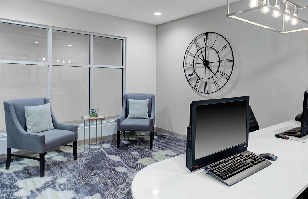 Homewood Suites By Hilton Lansing Eastwood-1