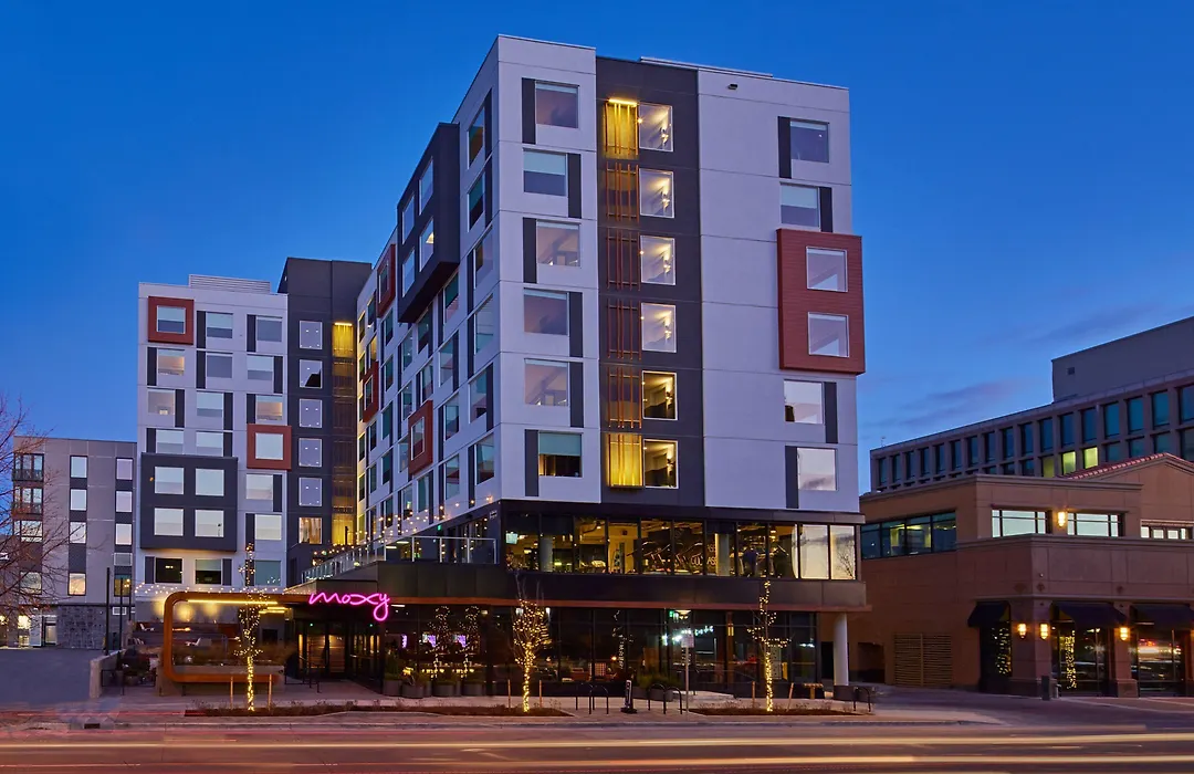 Moxy Denver Cherry Creek-1