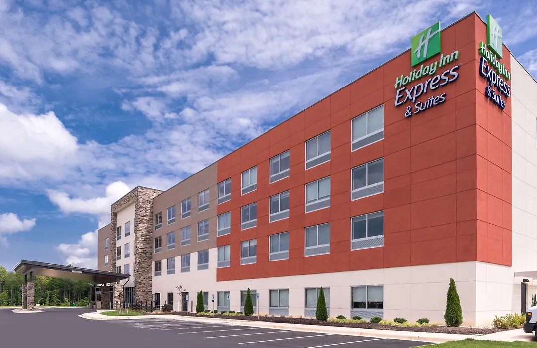 Holiday Inn Express & Suites Farmville By Ihg-1
