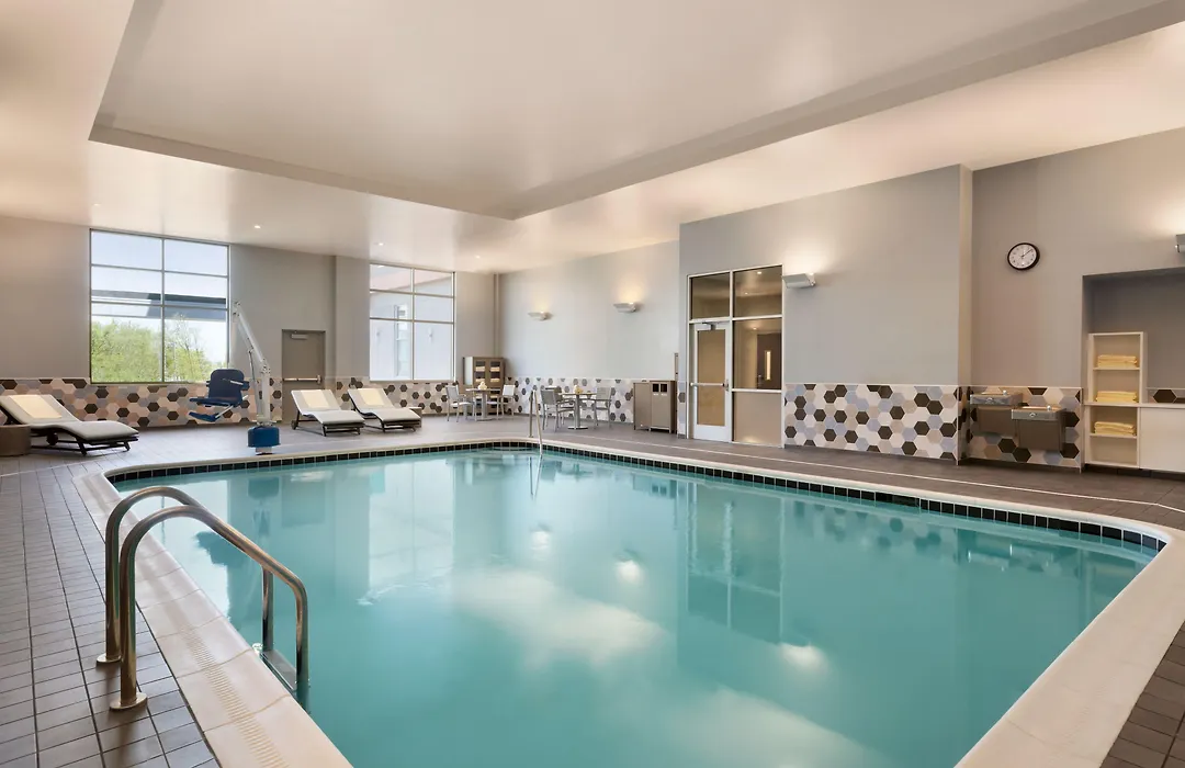 Hyatt Place Niagara Falls-1