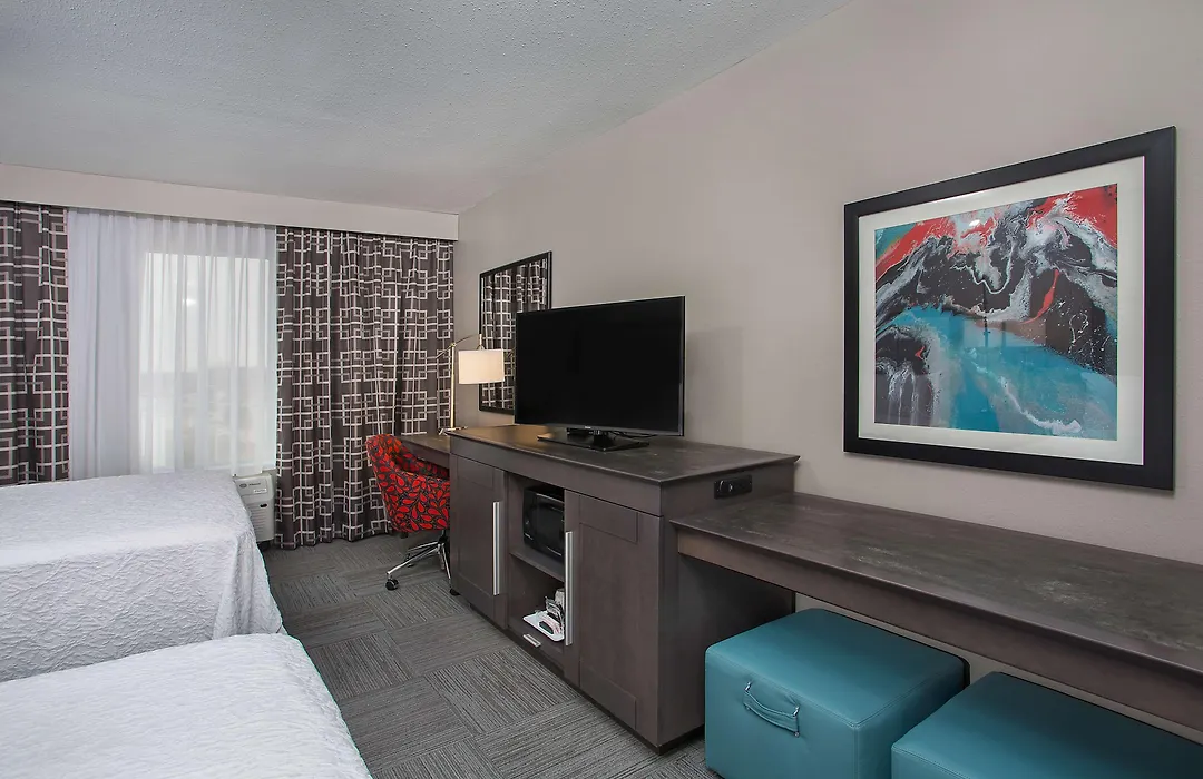 Hampton Inn Vincennes-1