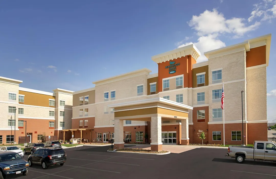 Homewood Suites By Hilton Kansas City Speedway-1