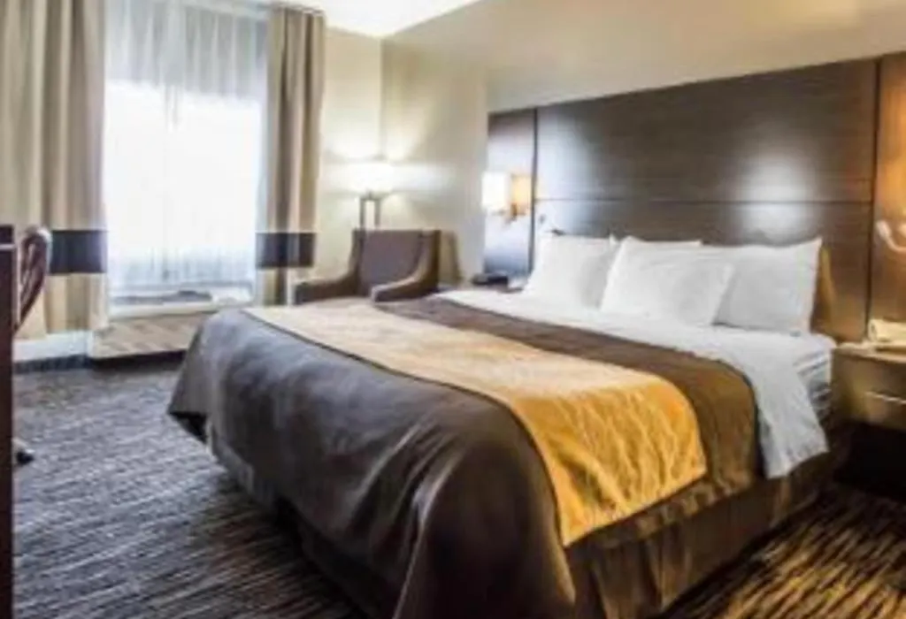 Quality Inn Dayton North - Vandalia-1