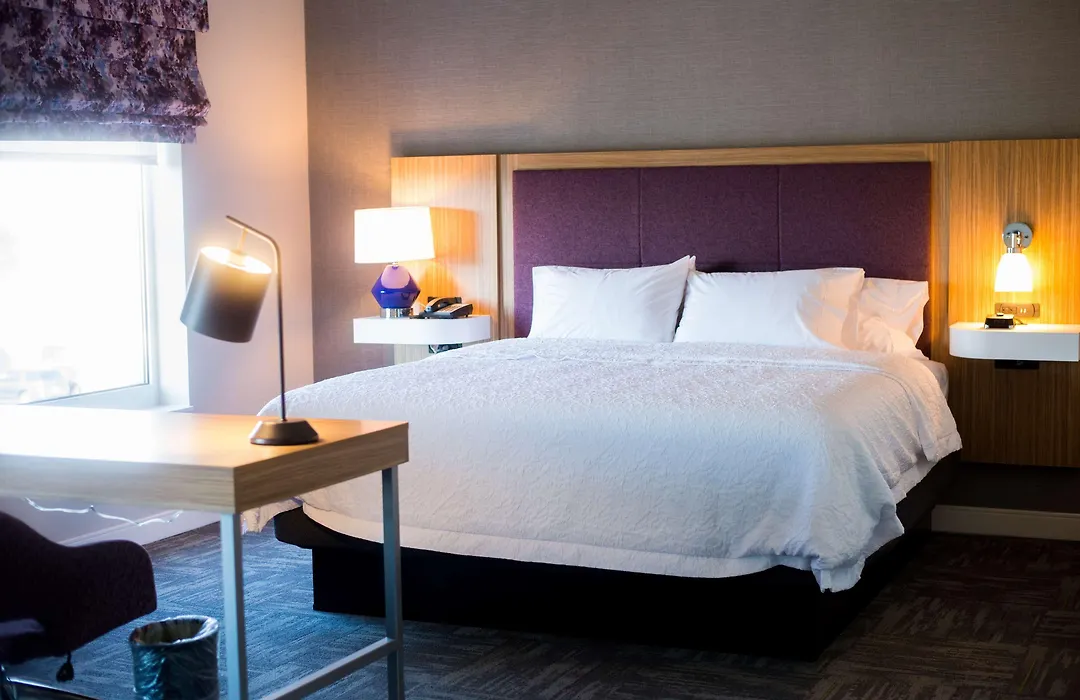 Hampton Inn & Suites Warrington Horsham-1